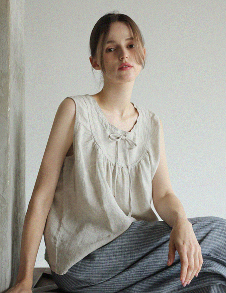 韓国発!【ROOMPACKER】 Romeli Overall Knit Dress The Row // Red Geno Knit Dress – VSP Consignment